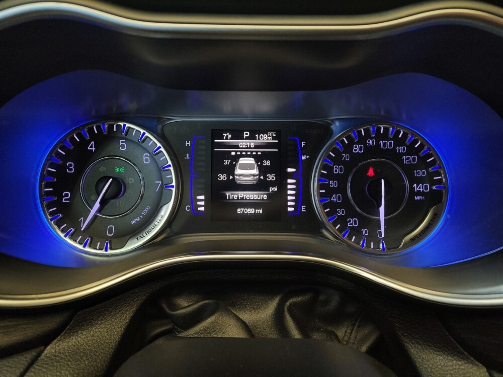 2015 Chrysler 200 in Louisville, KY 40258 - 18088602 23