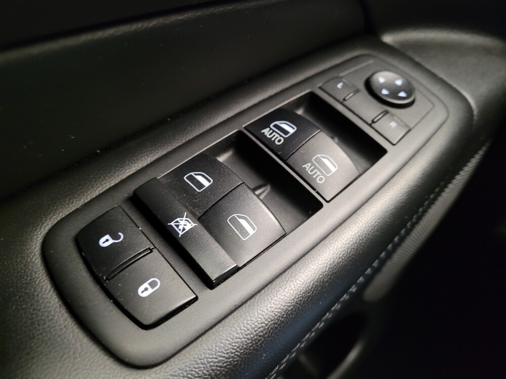 2019 Jeep Grand Cherokee in Louisville, KY 40258 - 18088604 27