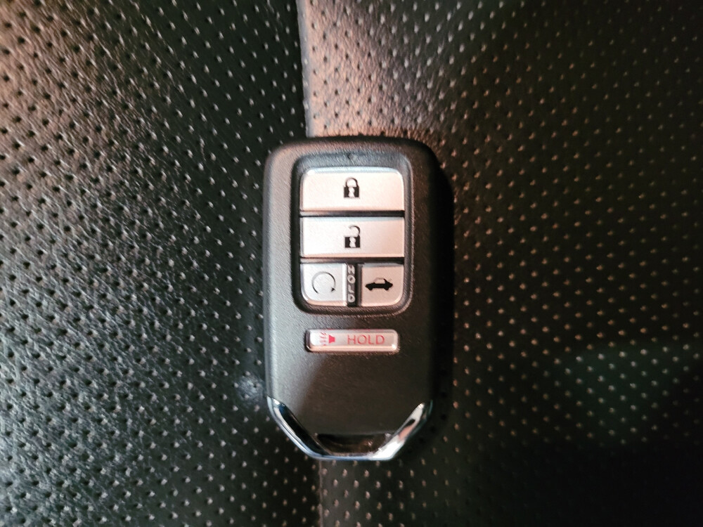 2018 Honda Accord in Pittsburgh, PA 15237 - 18088605 32