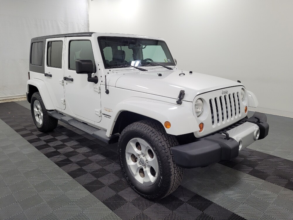 2013 Jeep Wrangler in Allentown, PA 18103 - 18088615 13