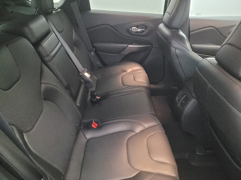 2019 Jeep Cherokee in Pittsburgh, PA 15236 - 18088618 19