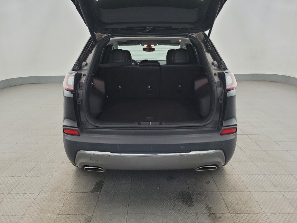 2019 Jeep Cherokee in Pittsburgh, PA 15236 - 18088618 29