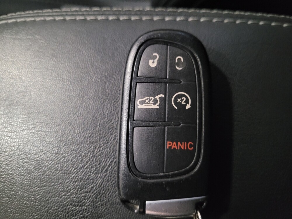 2019 Jeep Cherokee in Pittsburgh, PA 15236 - 18088618 32