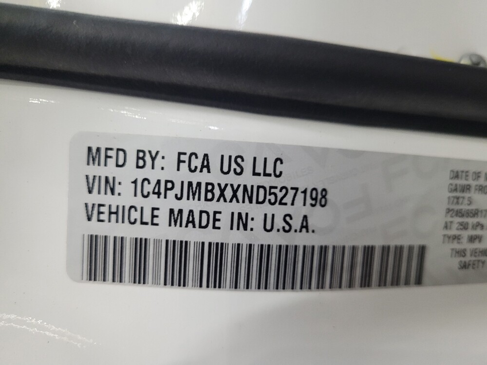 2022 Jeep Cherokee in Pittsburgh, PA 15236 - 18088620 33