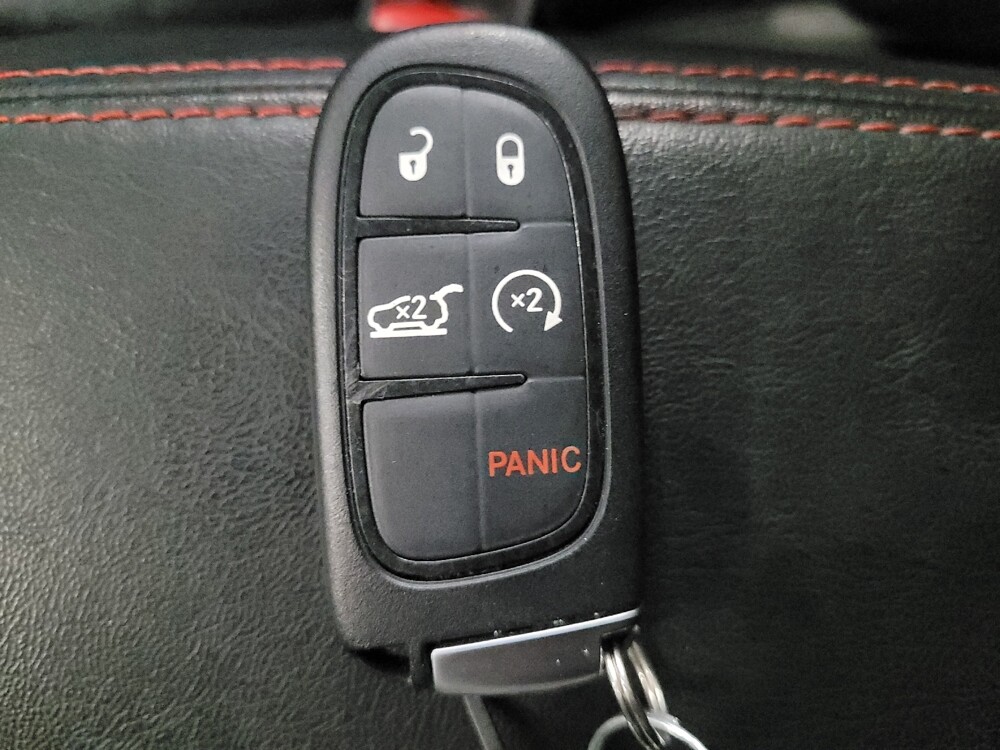 2022 Jeep Cherokee in Pittsburgh, PA 15236 - 18088620 32