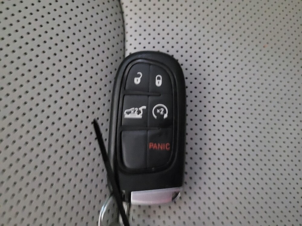 2020 Jeep Cherokee in Williamstown, NJ 8094 - 18088626 32