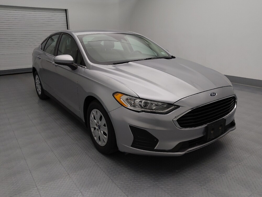 2020 Ford Fusion in St. Louis, MO 63125 - 18088629 13