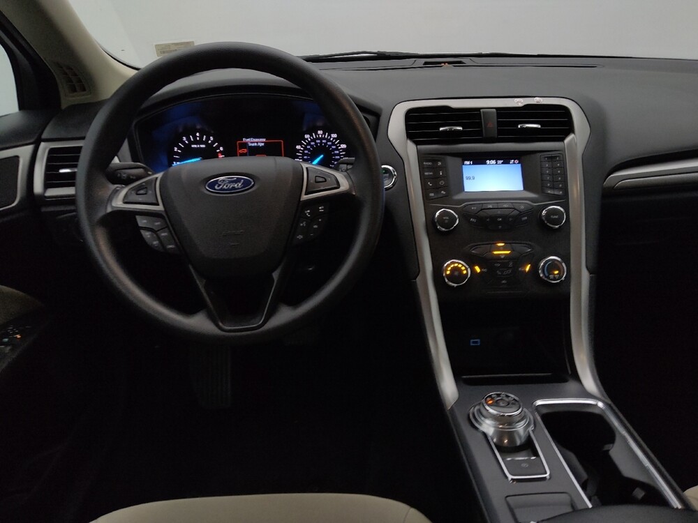 2020 Ford Fusion in St. Louis, MO 63125 - 18088629 22