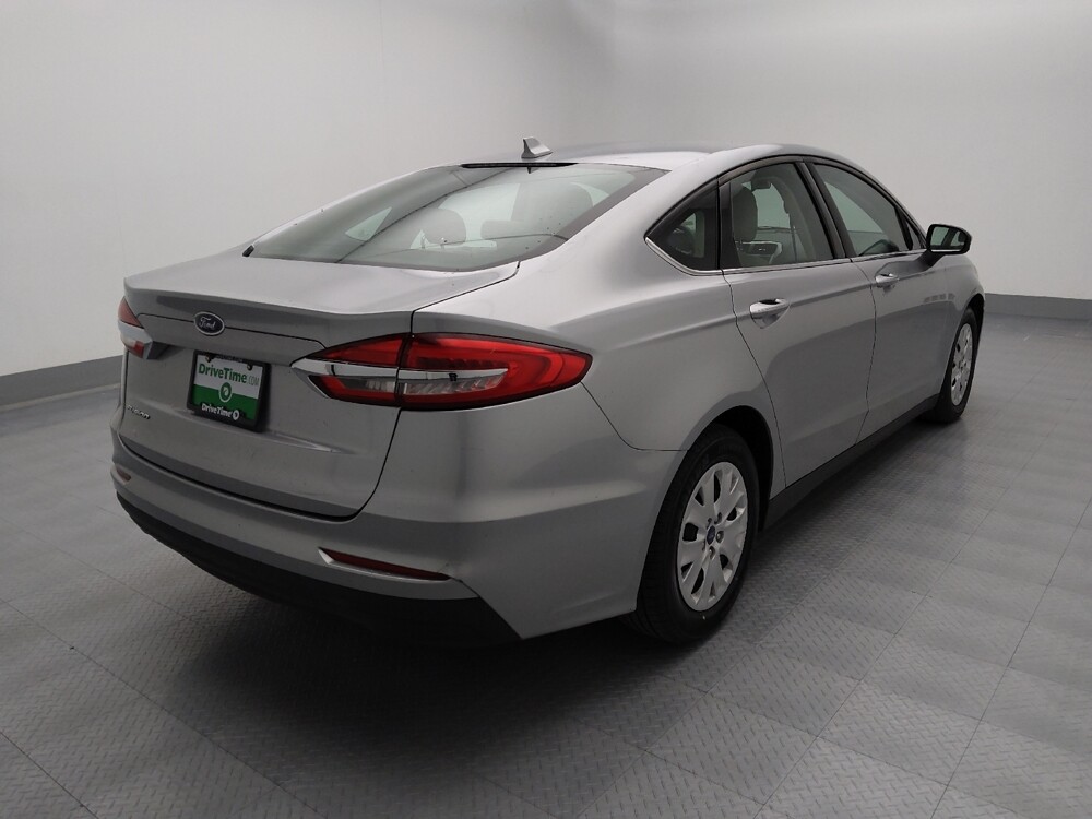2020 Ford Fusion in St. Louis, MO 63125 - 18088629 9