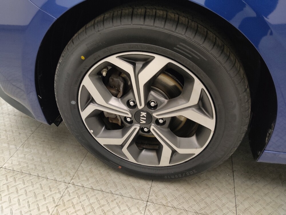 2020 Kia Forte in Peoria, IL 61615 - 18088636 31