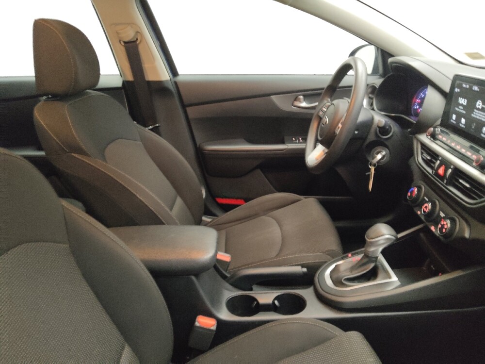 2020 Kia Forte in Peoria, IL 61615 - 18088636 21