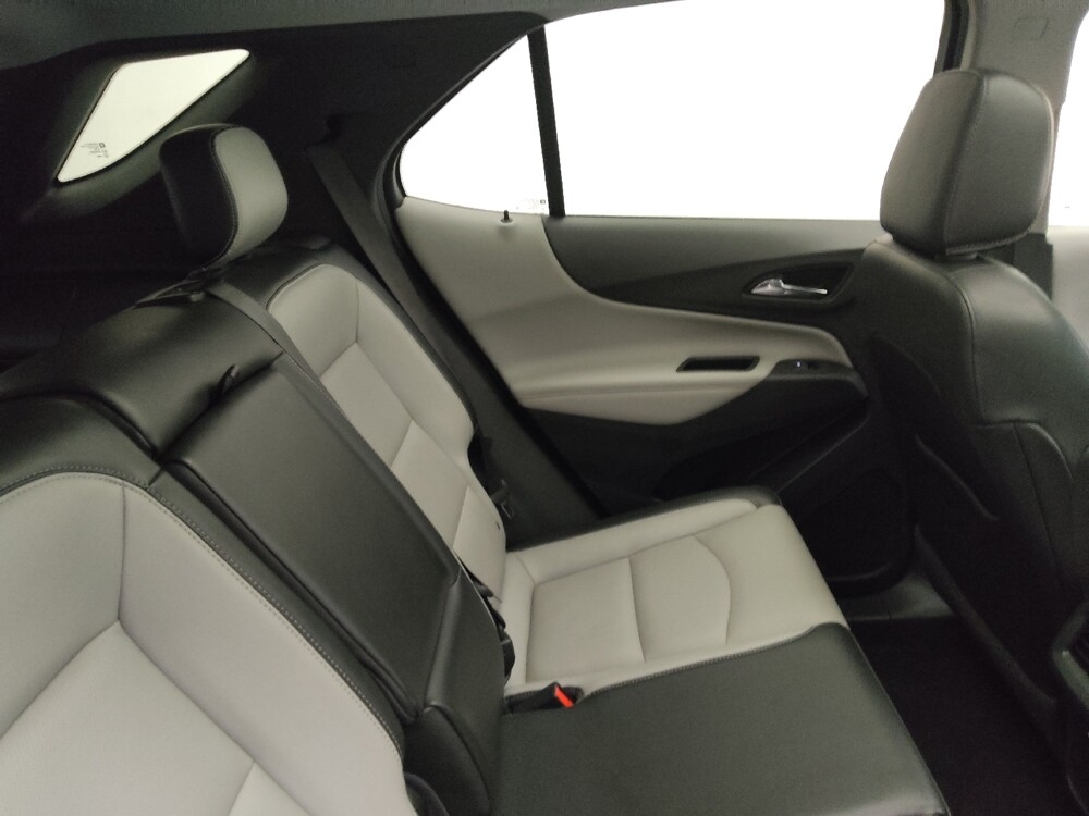 2020 Chevrolet Equinox in Midlothian, IL 60445 - 18088637 19