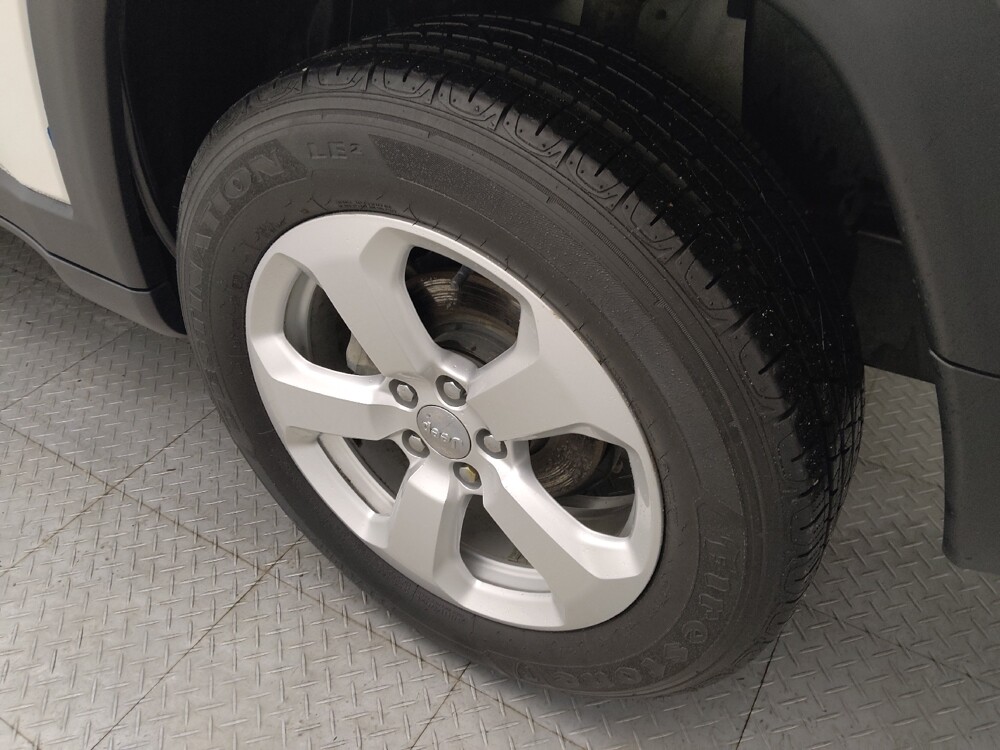 2020 Jeep Compass in Baton Rouge, LA 70816 - 18088645 31