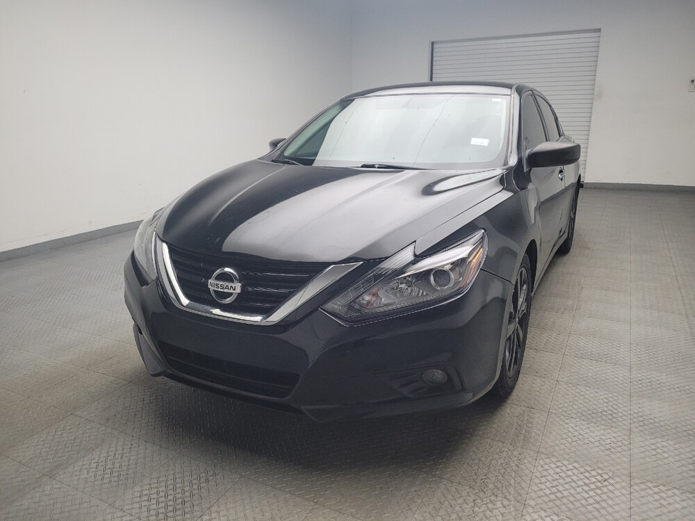 2017 Nissan Altima in Indianapolis, IN 46222 - 18088648 15