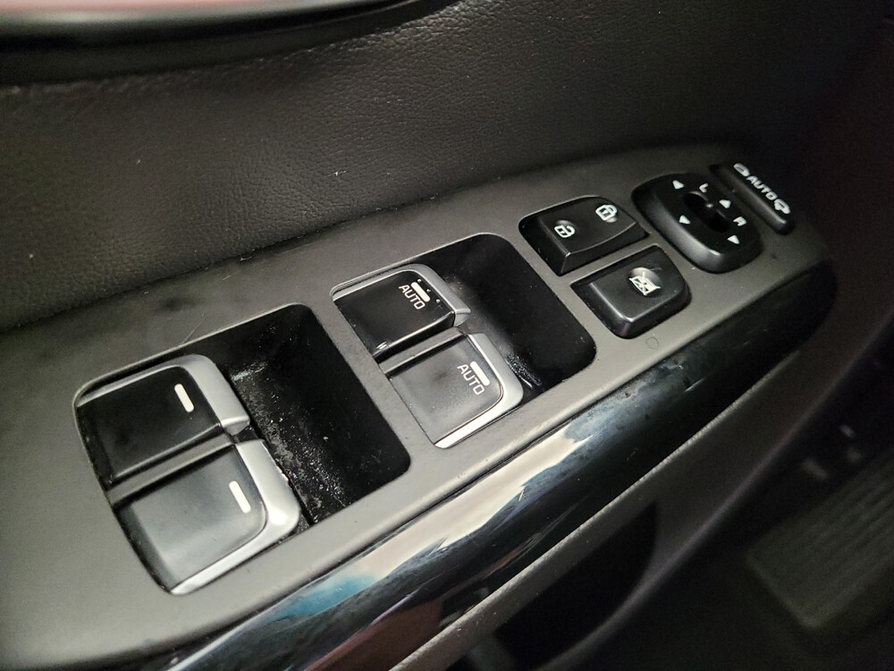 2018 Kia Soul in Louisville, KY 40258 - 18088650 27