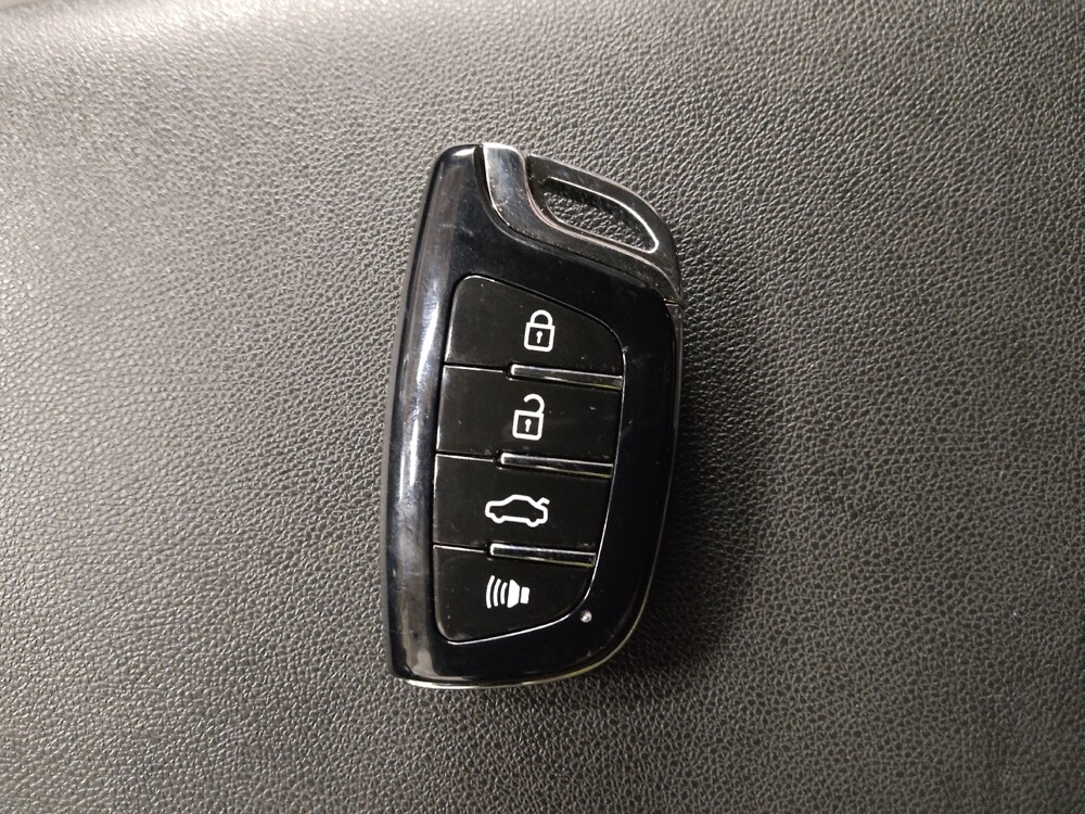 2021 Chevrolet Equinox in Duluth, GA 30096 - 18088660 32