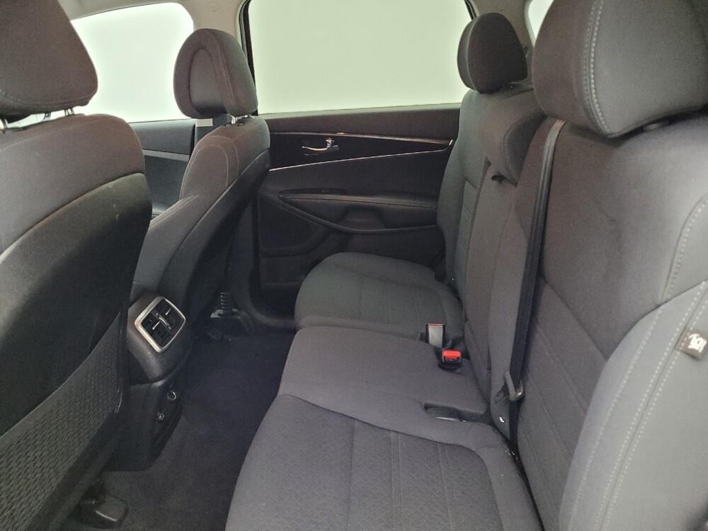 2016 Kia Sorento in Winston-Salem, NC 27103 - 18088666 18