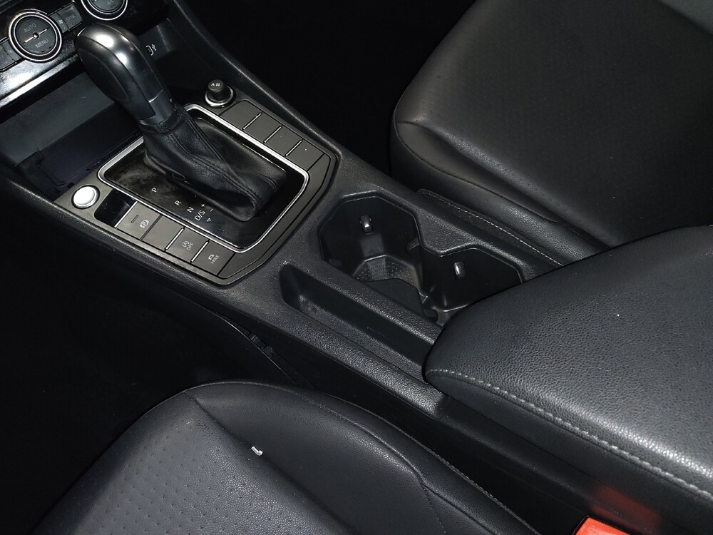 2019 Volkswagen Jetta in Miami, FL 33157 - 18088671 26