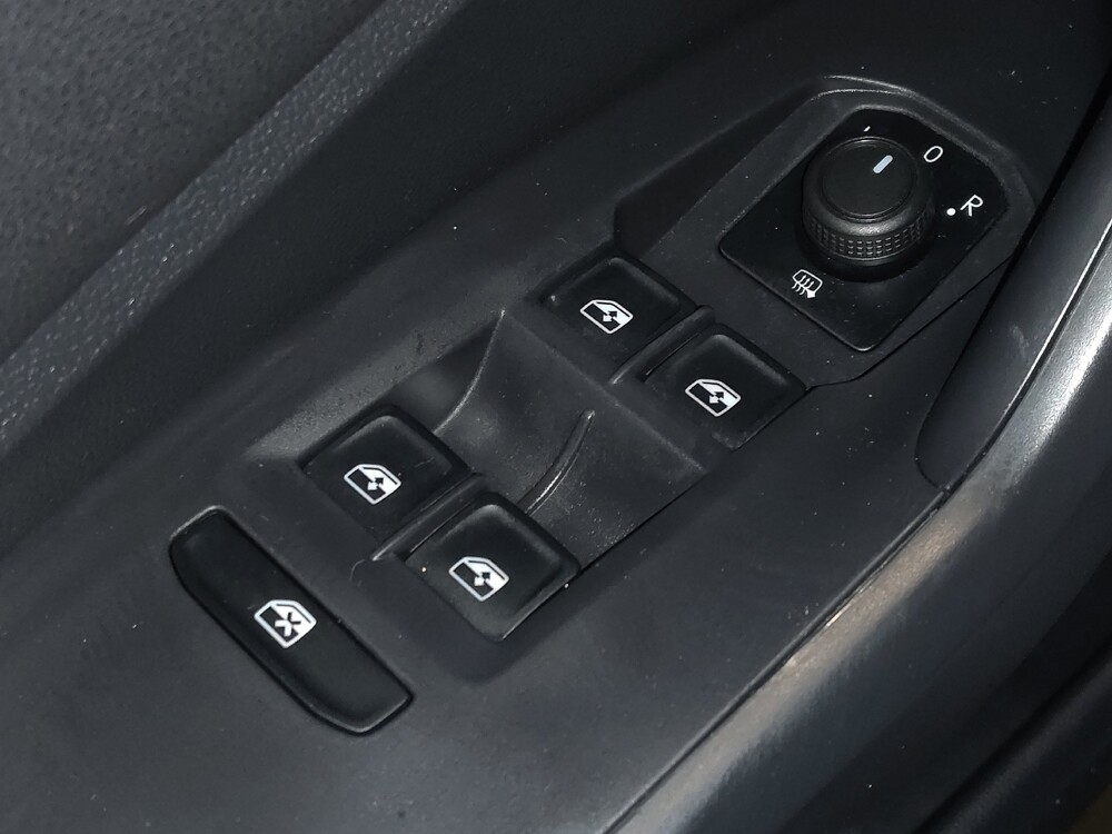 2019 Volkswagen Jetta in Miami, FL 33157 - 18088671 27