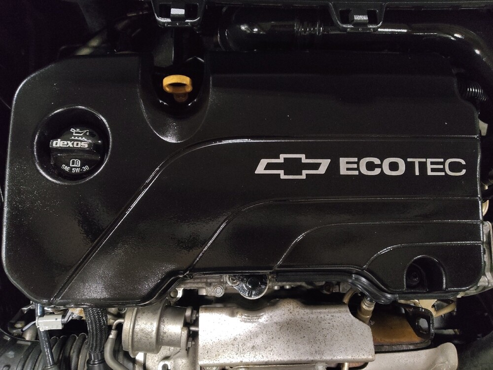 2017 Chevrolet Cruze in Miami, FL 33157 - 18088673 30