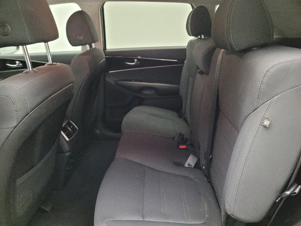 2020 Kia Sorento in Torrance, CA 90504 - 18088678 18