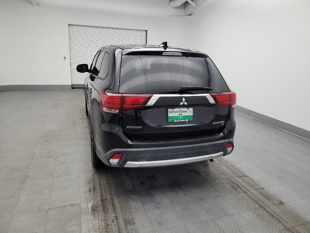 2018 Mitsubishi Outlander in Louisville, KY 40258 - 18088682 6