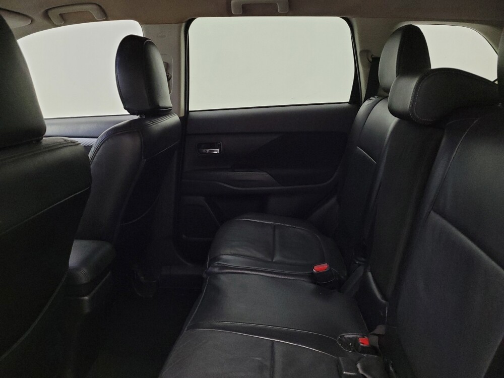 2018 Mitsubishi Outlander in Louisville, KY 40258 - 18088682 18