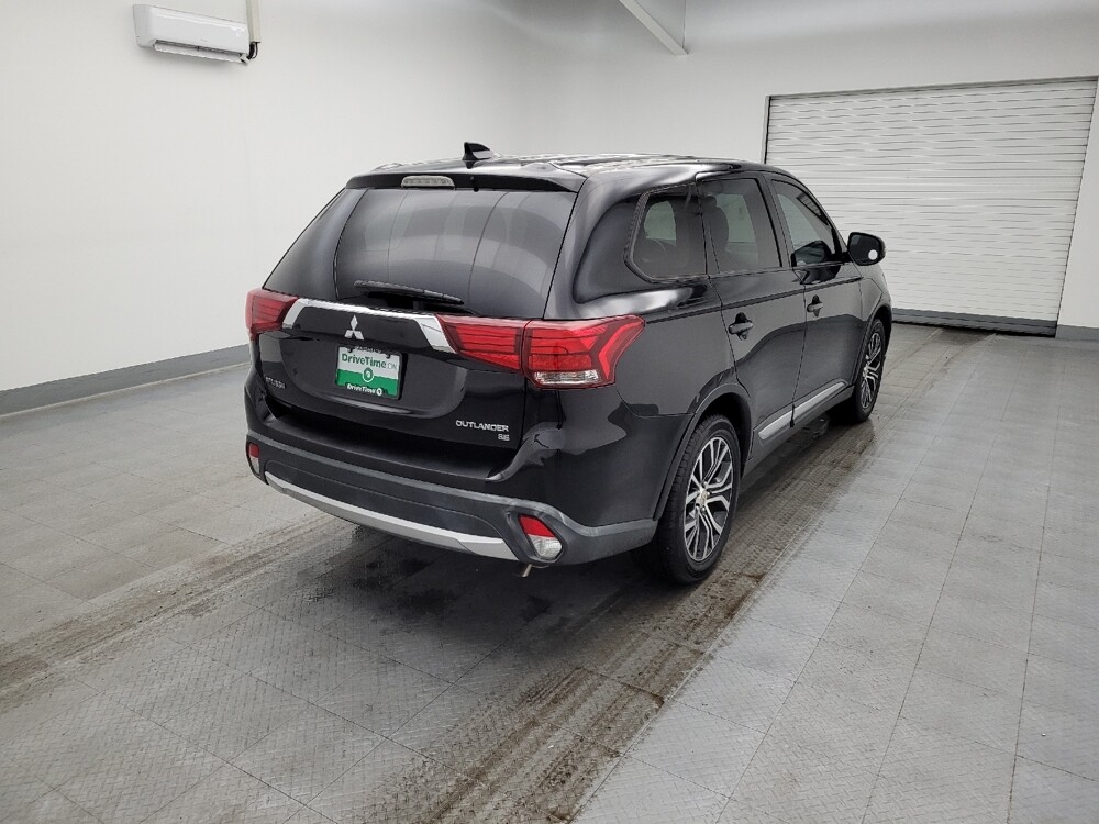 2018 Mitsubishi Outlander in Louisville, KY 40258 - 18088682 9