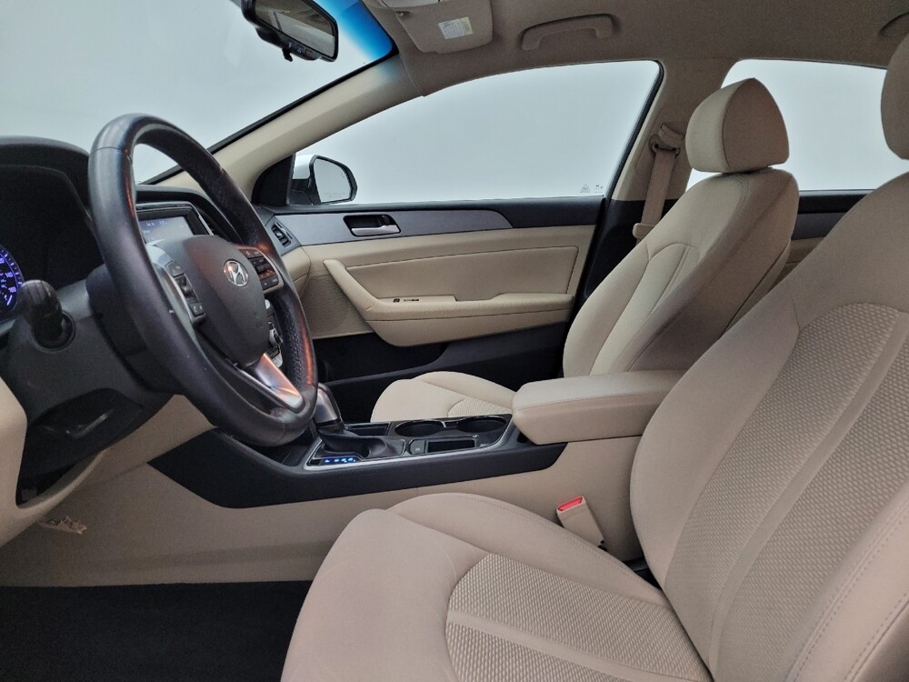 2019 Hyundai Sonata in Louisville, KY 40258 - 18088685 17