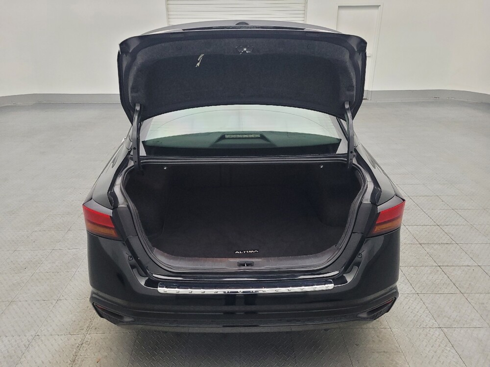2019 Nissan Altima in Orlando, FL 32808 - 18088691 29