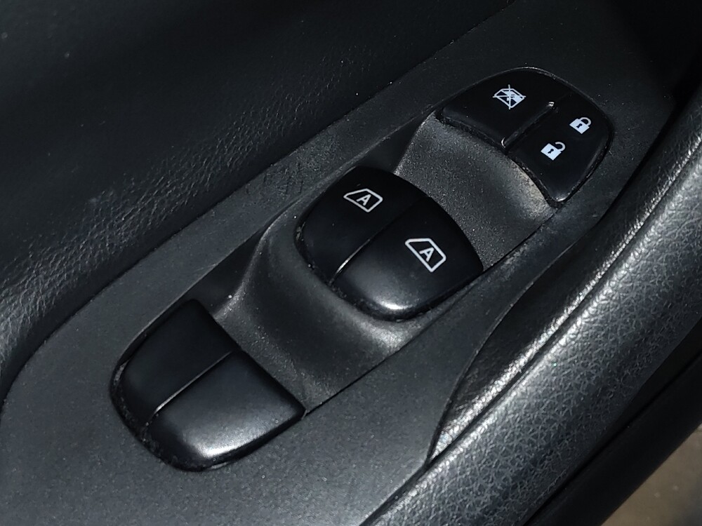 2017 Nissan Altima in Orlando, FL 32808 - 18088693 27