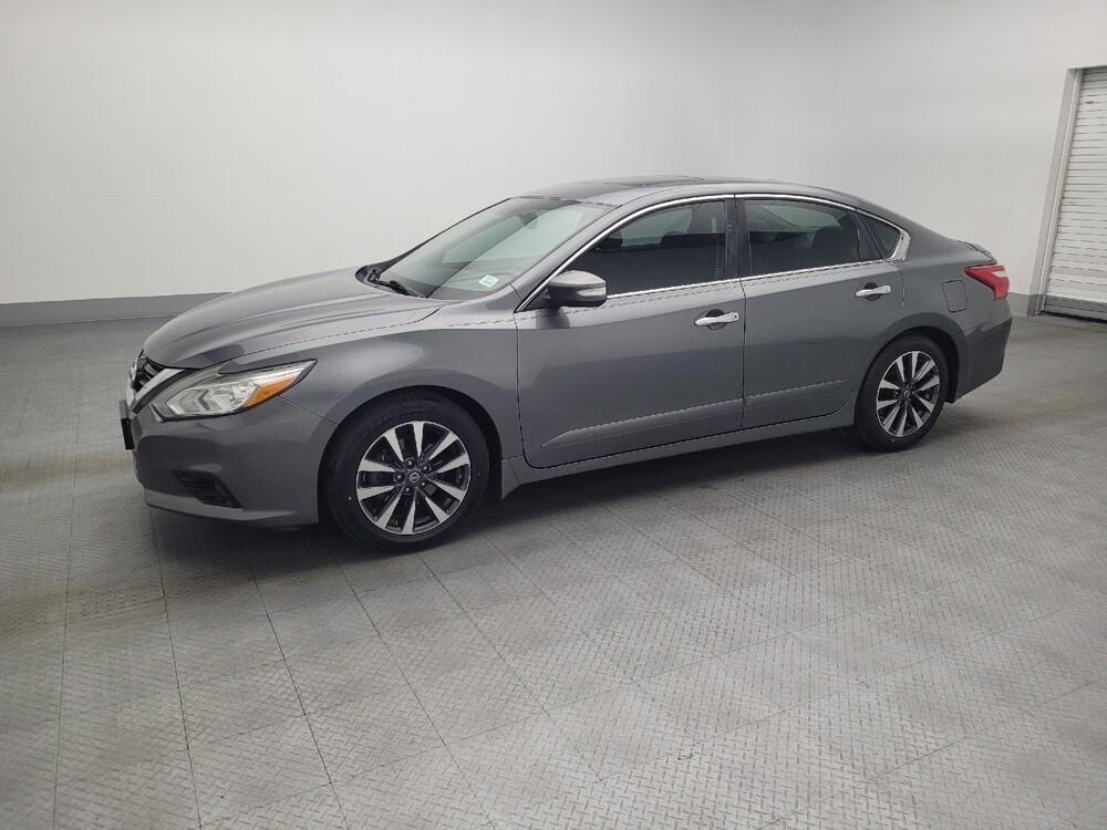 2017 Nissan Altima in Orlando, FL 32808 - 18088693 2