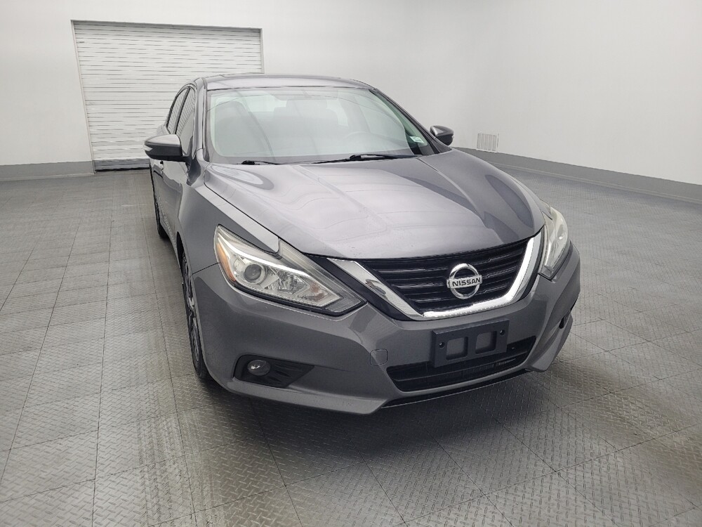 2017 Nissan Altima in Orlando, FL 32808 - 18088693 14