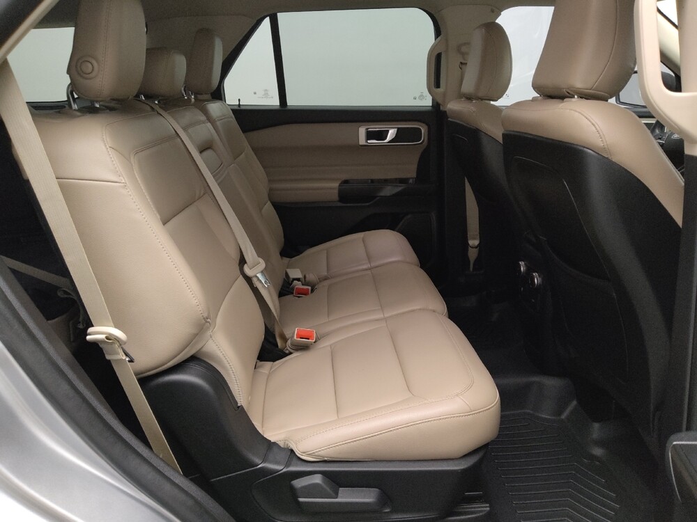 2020 Ford Explorer in Arlington, TX 76011 - 18088698 19