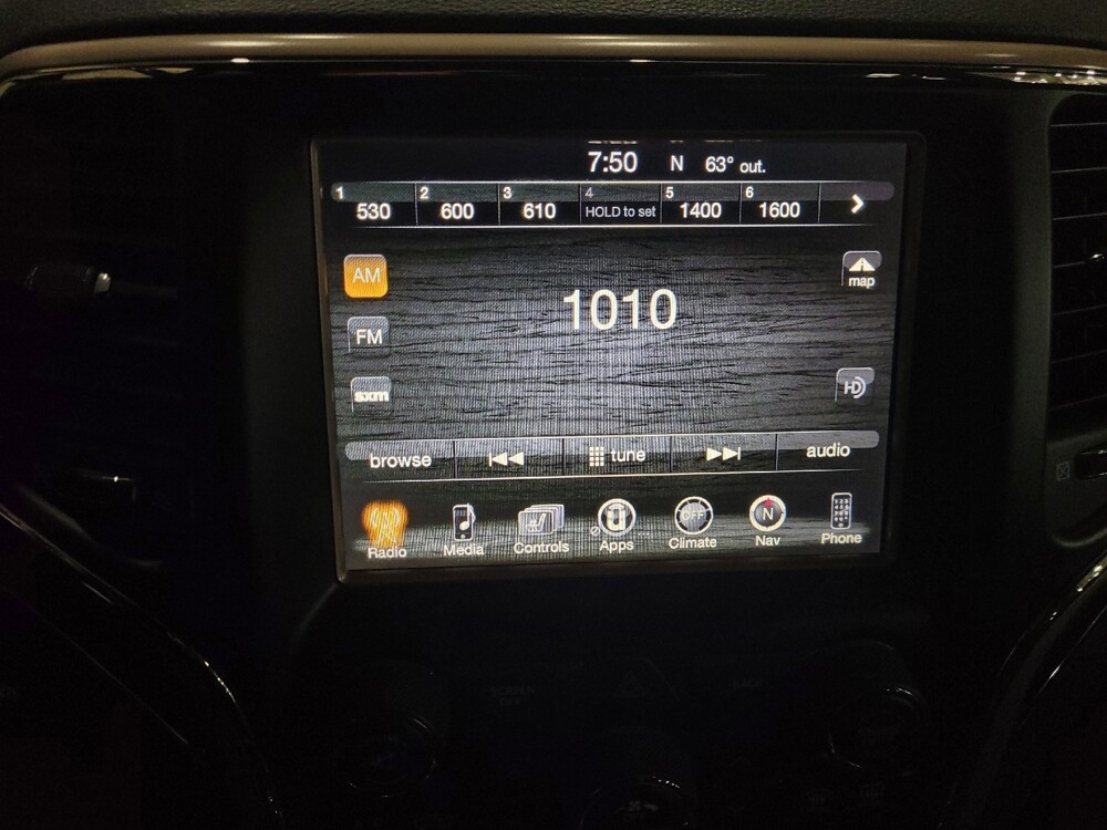 2017 Jeep Grand Cherokee in Plymouth Meeting, PA 19462 - 18088700 25