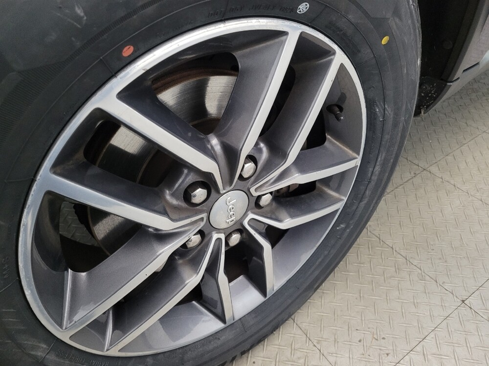 2017 Jeep Grand Cherokee in Plymouth Meeting, PA 19462 - 18088700 31