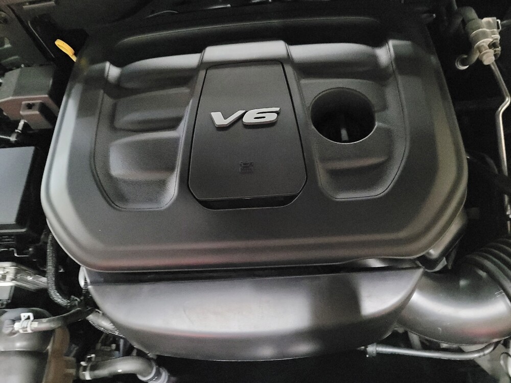 2017 Jeep Grand Cherokee in Plymouth Meeting, PA 19462 - 18088700 30