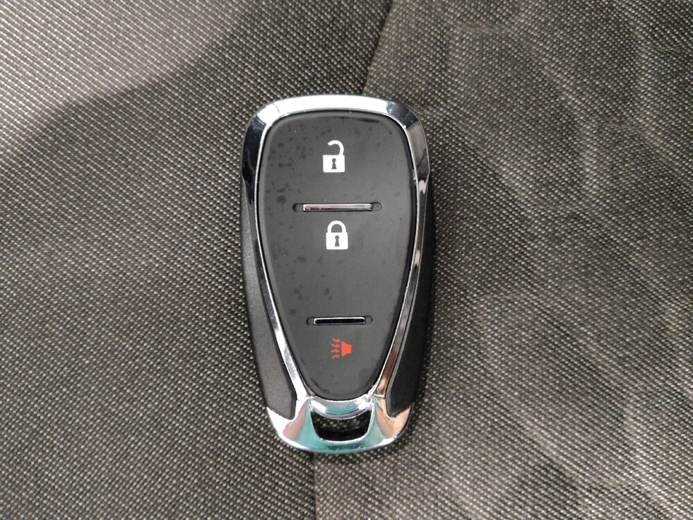 2018 Chevrolet Equinox in Columbus, OH 43228 - 18088722 32