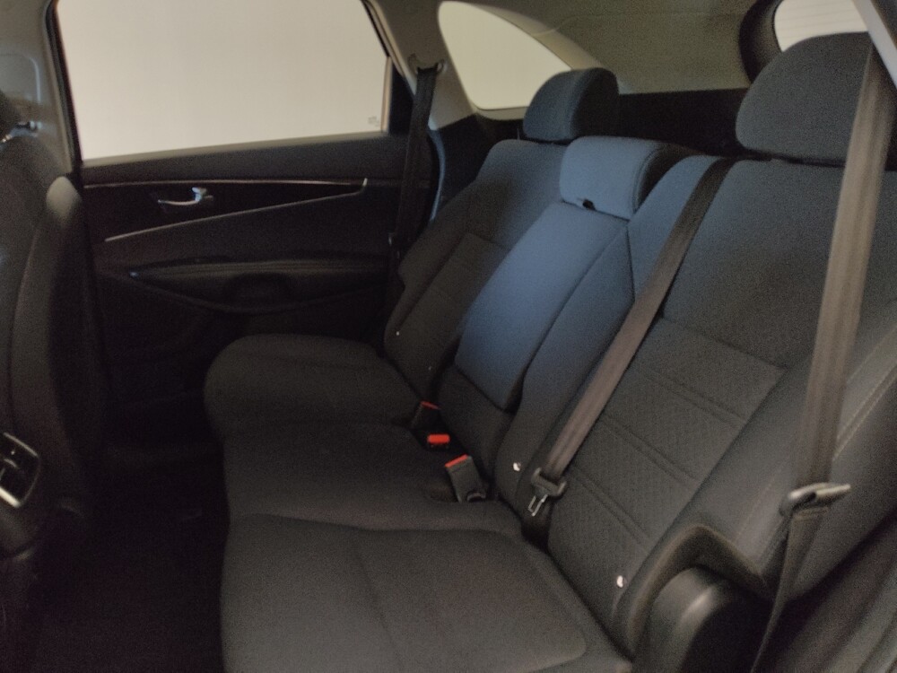 2017 Kia Sorento in Jackson, MS 39211 - 18088724 18