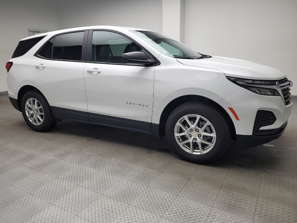 2022 Chevrolet Equinox in St. Louis, MO 63125 - 18088727 11