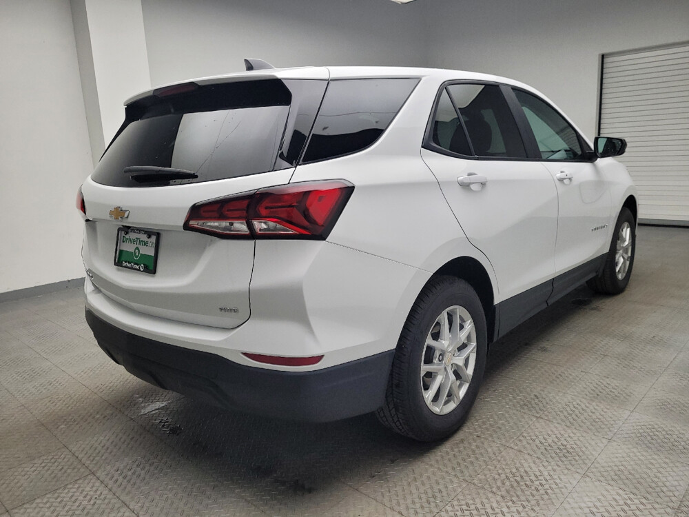 2022 Chevrolet Equinox in St. Louis, MO 63125 - 18088727 9