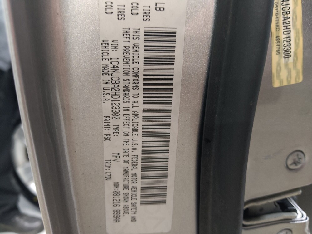 2017 Jeep Compass in Tulsa, OK 74145 - 18088731 33