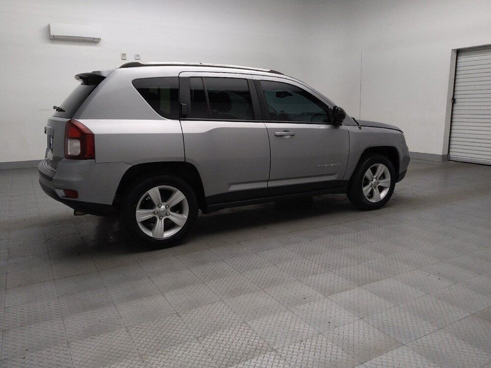 2017 Jeep Compass in Tulsa, OK 74145 - 18088731 10