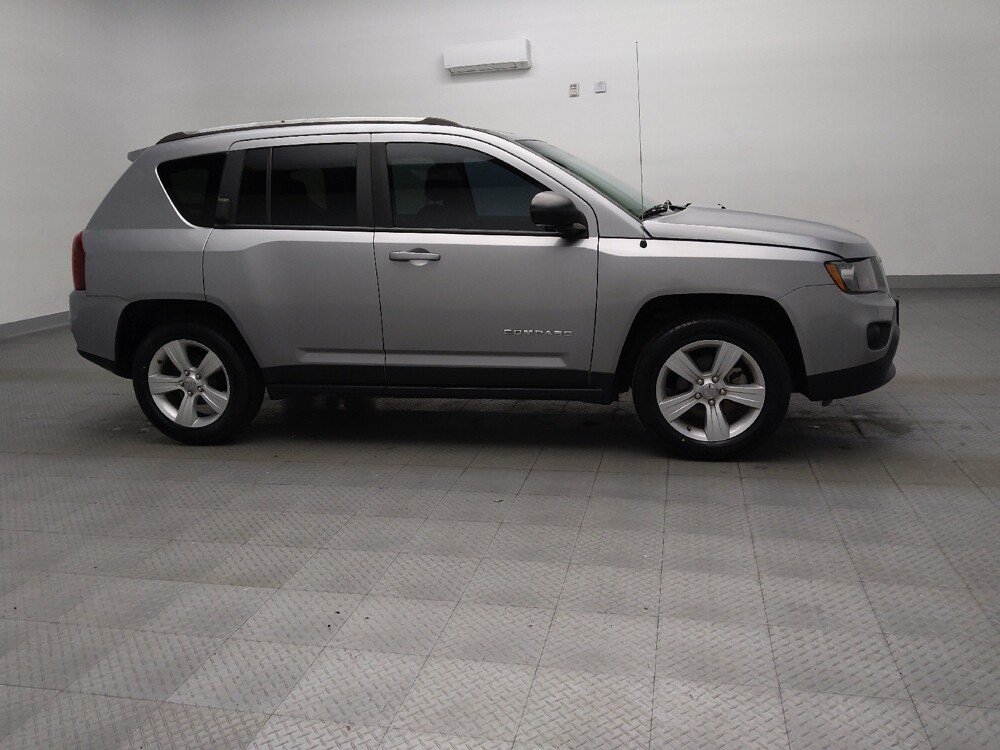 2017 Jeep Compass in Tulsa, OK 74145 - 18088731 11