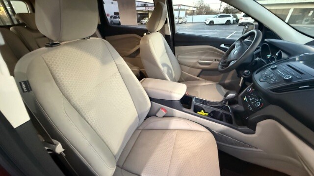 2018 Ford Escape in Dallas, TX 75228 - 18088745 17