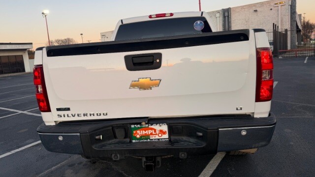 2011 Chevrolet Silverado 1500 in Dallas, TX 75228 - 18088747 7
