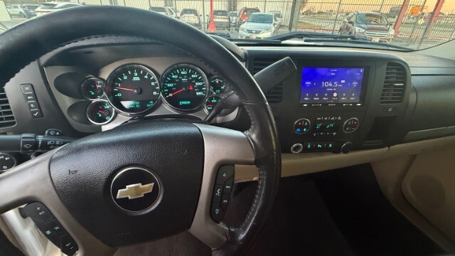 2011 Chevrolet Silverado 1500 in Dallas, TX 75228 - 18088747 11