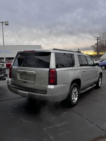 2015 Chevrolet Suburban in Eastpointe, MI 48021 - 18088750 6