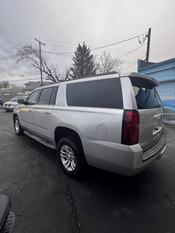 2015 Chevrolet Suburban in Eastpointe, MI 48021 - 18088750 5