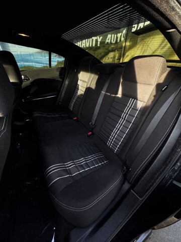 2013 Dodge Charger in Eastpointe, MI 48021 - 18088751 9